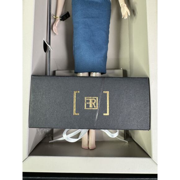 NEW Fashion Royalty Integrity Toys TAKE ME ON VANESSA 12”Doll - Picture 6 of 16